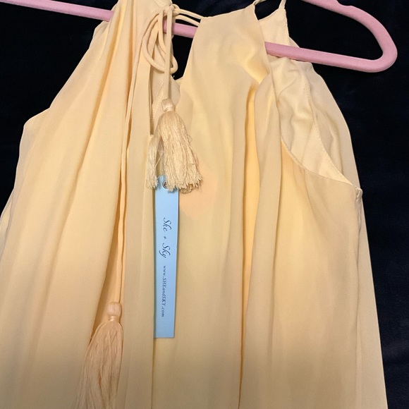 Dress - Picture 3 of 3